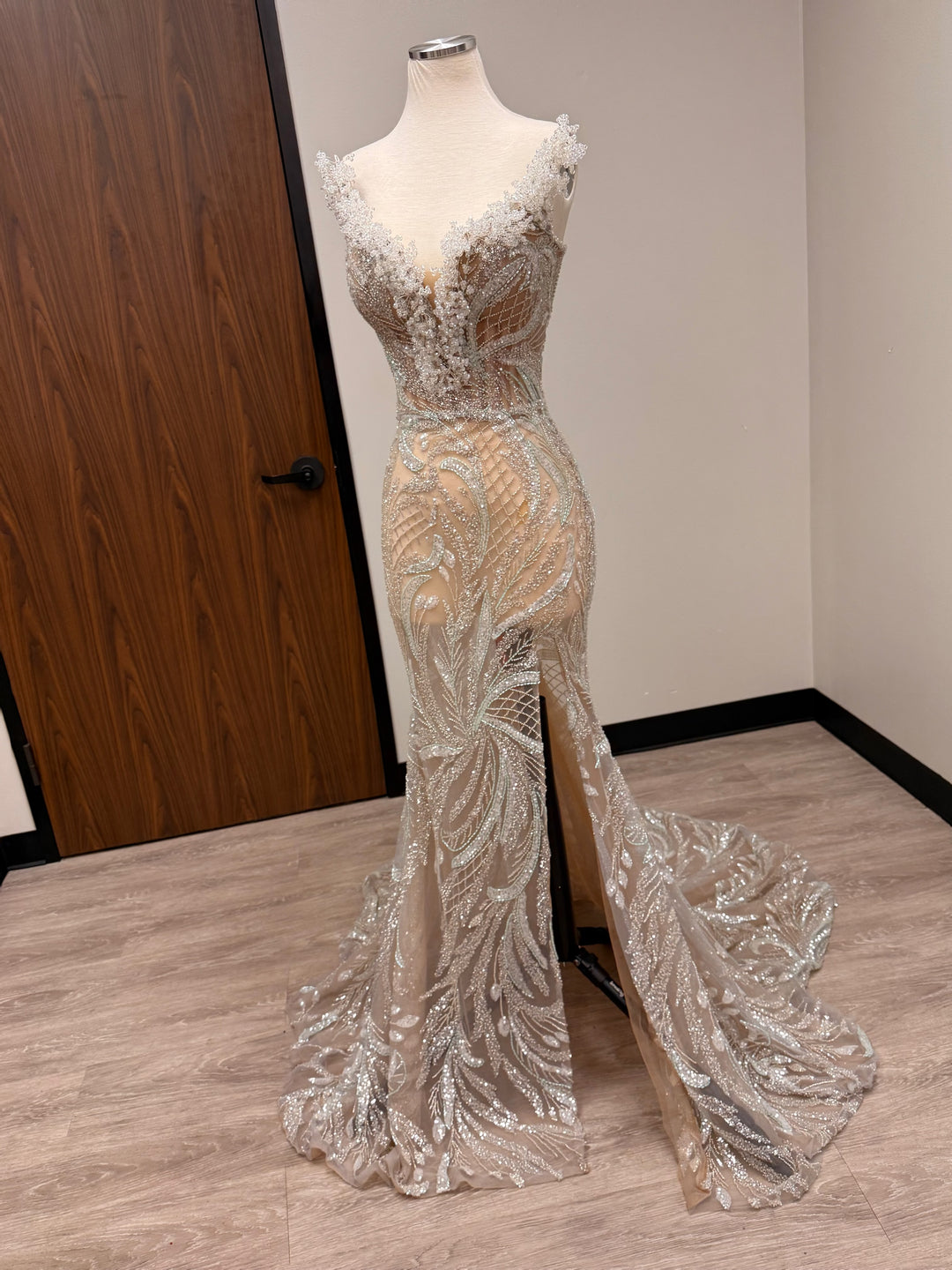 ken white prom dresses Ken White Exclusive Prom Dress is available for purchase on au PAY Market -  Imported Goods Online Store Co.Ltd. | au PAY Market